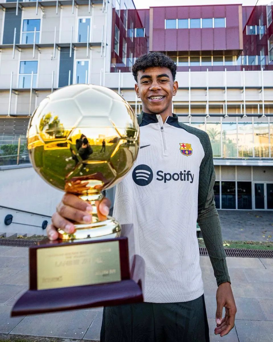 土足协官方：对149名涉赌裁判停哨8-12个月，将自动吊销执照