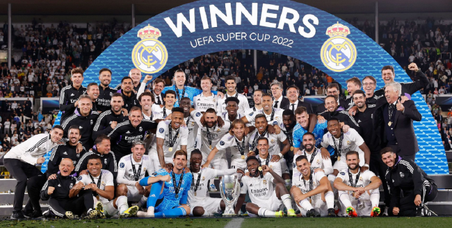 洛里：温哥华的人造草皮质量太差，在这样的场地比赛不可接受